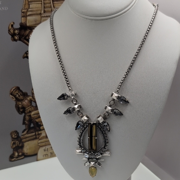 Stella & Dot Silver Black Abstract Owl Pendant Necklace - Picture 7 of 7